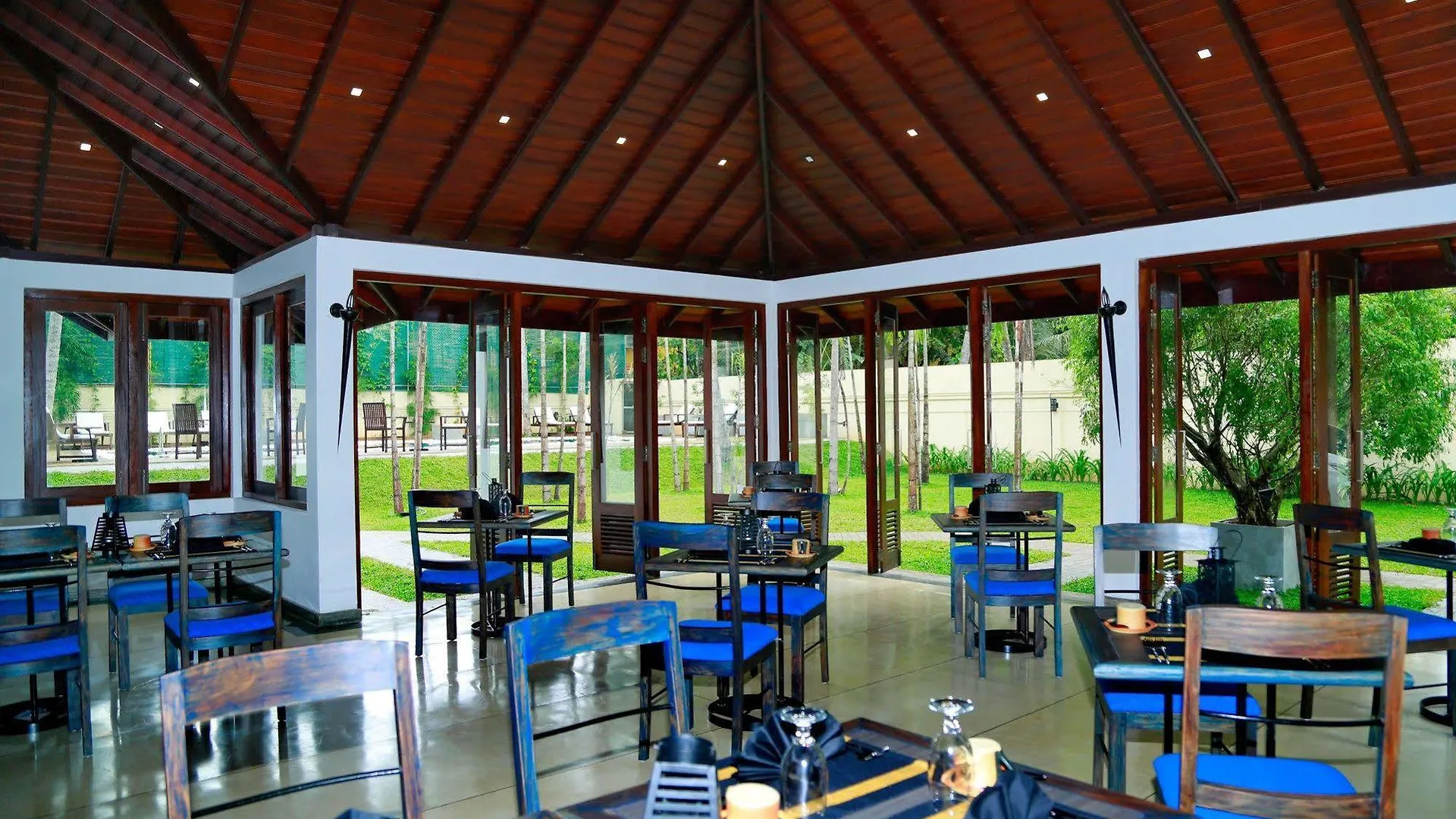 Tranquil Negombo Boutique Hotel